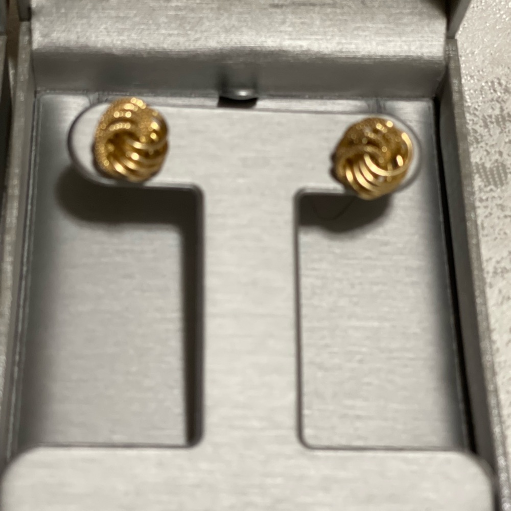 Zales Bundle Deal 14k Earrings, Necklace, matching Pendant (Italian Gold) - Picture 4 of 10